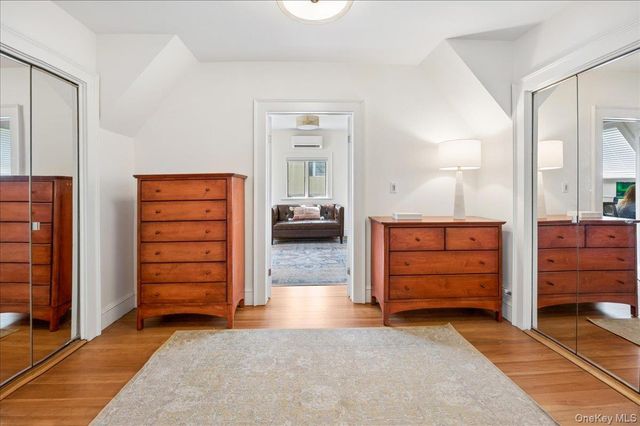 1355 Roosevelt Avenue, Pelham, NY 10803