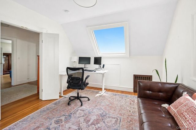 1355 Roosevelt Avenue, Pelham, NY 10803