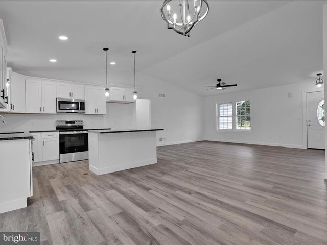 1591 STAG DR, Auburn, PA 17922