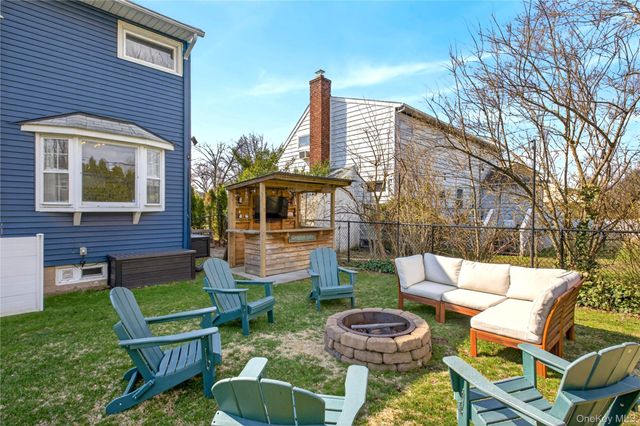 175 Meadow Street, Garden City, NY 11530