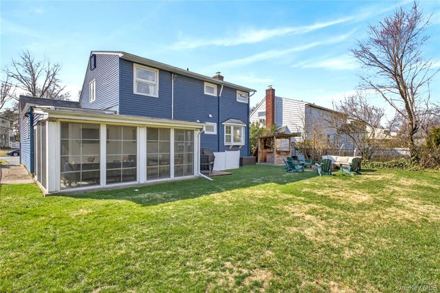 175 Meadow Street, Garden City, NY 11530