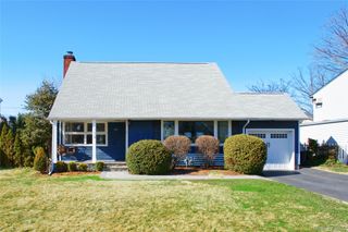 175 Meadow Street, Garden City, NY 11530
