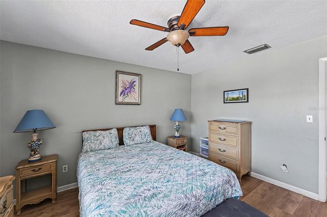 6580 GOLDEN HORSESHOE DRIVE, Seminole, FL 33777