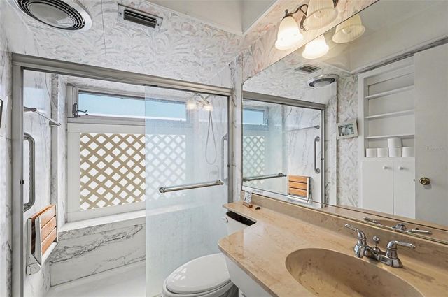 6580 GOLDEN HORSESHOE DRIVE, Seminole, FL 33777