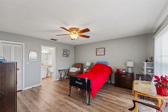 6580 GOLDEN HORSESHOE DRIVE, Seminole, FL 33777