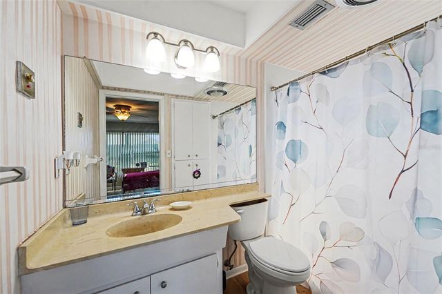 6580 GOLDEN HORSESHOE DRIVE, Seminole, FL 33777