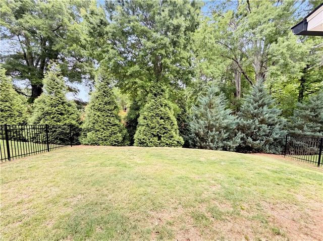 820 Pennington View Lane, Alpharetta, GA 30004