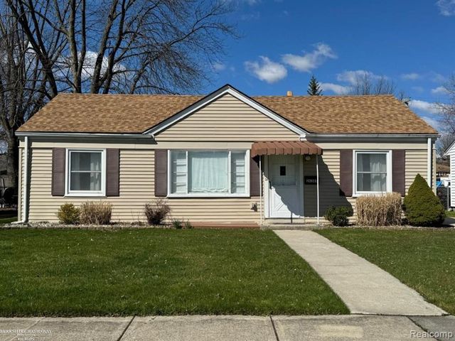26285 Normandy Street, Roseville, MI 48066