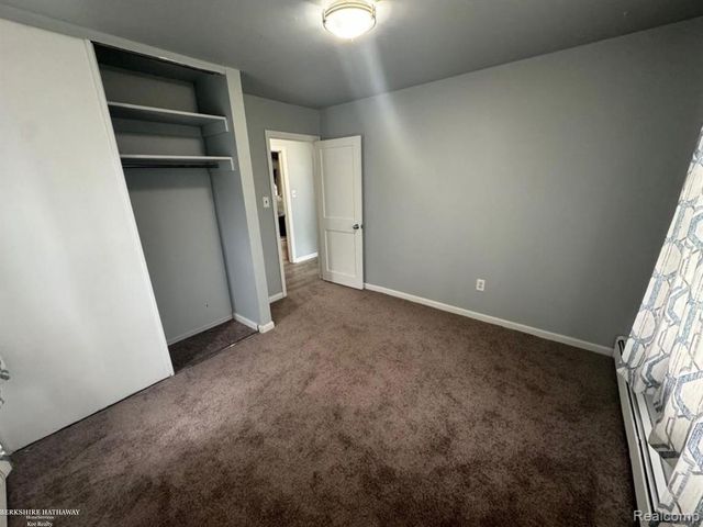 26285 Normandy Street, Roseville, MI 48066