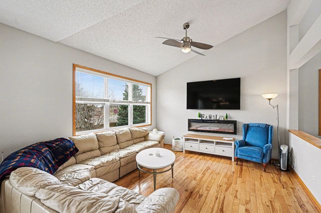 14422 Atwater Way, Rosemount, MN 55068