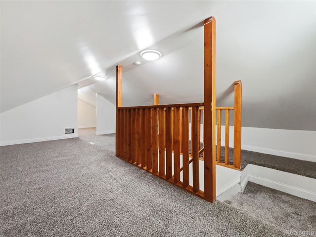 18410 Tranquil Street, Roseville, MI 48066