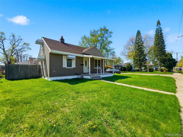 18410 Tranquil Street, Roseville, MI 48066