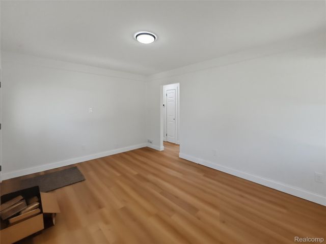 18410 Tranquil Street, Roseville, MI 48066