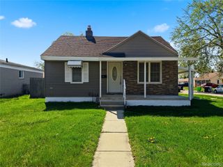 18410 Tranquil Street, Roseville, MI 48066