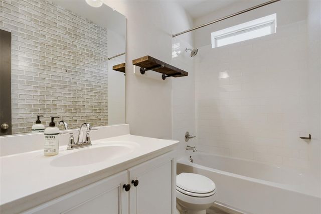 8306 Mandela BND, Austin, TX 78744