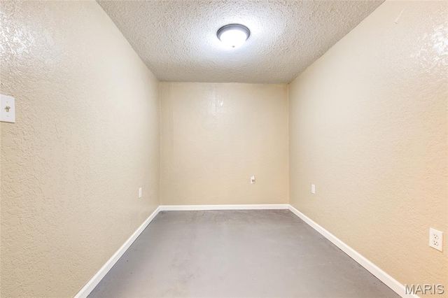 351 Kennedy Drive, East Alton, IL 62024