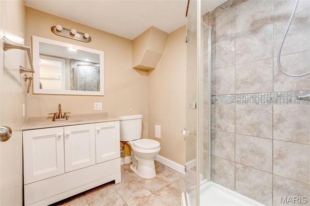 351 Kennedy Drive, East Alton, IL 62024