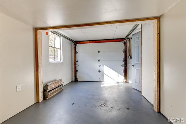 351 Kennedy Drive, East Alton, IL 62024