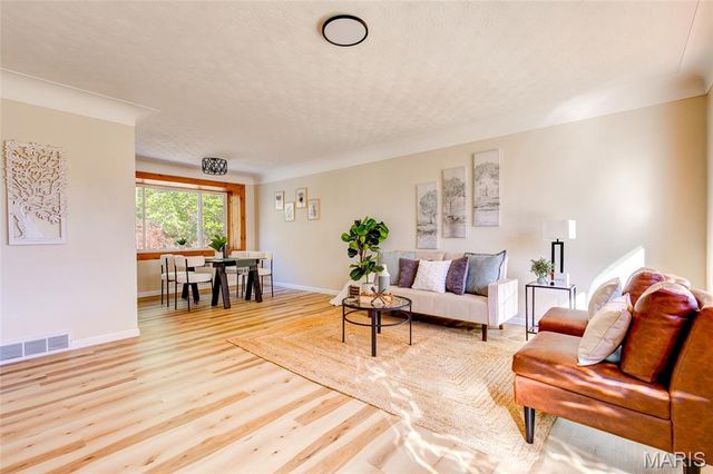 351 Kennedy Drive, East Alton, IL 62024