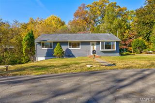 351 Kennedy Drive, East Alton, IL 62024