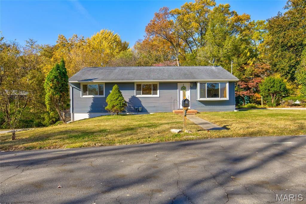 351 Kennedy Drive, East Alton, IL 62024