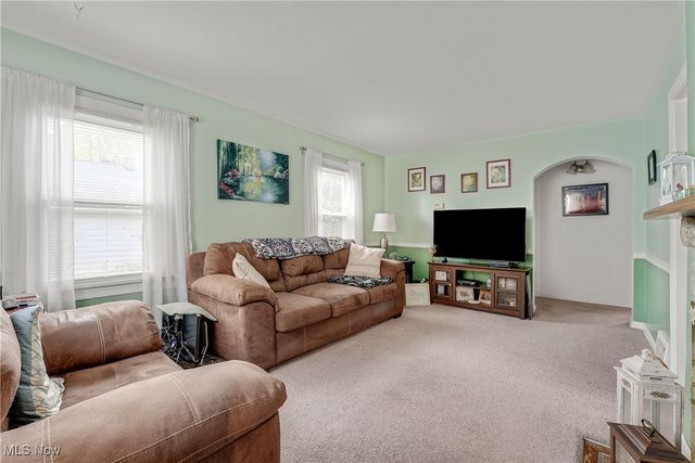 5079 Haverford Drive, Lyndhurst, OH 44124