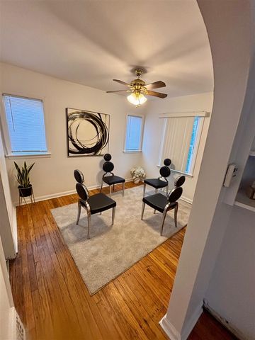 10301 Berkshire Street, Detroit, MI 48224