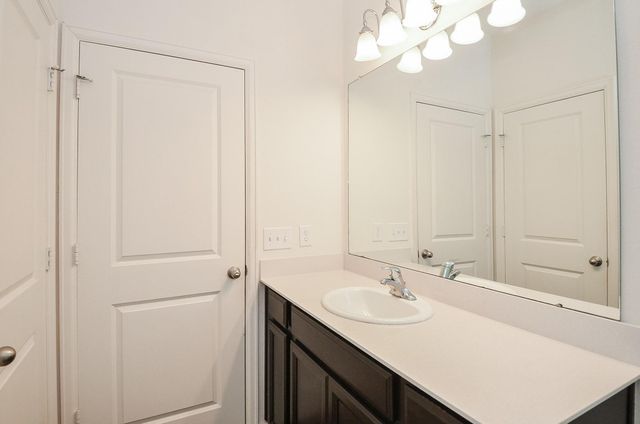 2013 Spindletree Lane, Brookshire, TX 77423