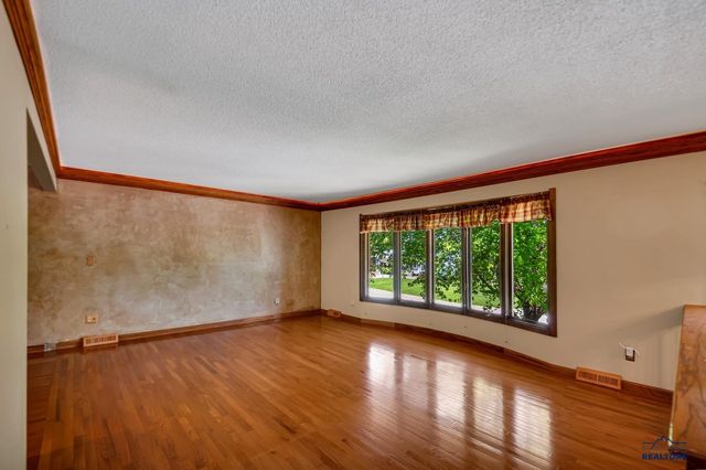 4801 STEAMBOAT CIR, Rapid City, SD 57702