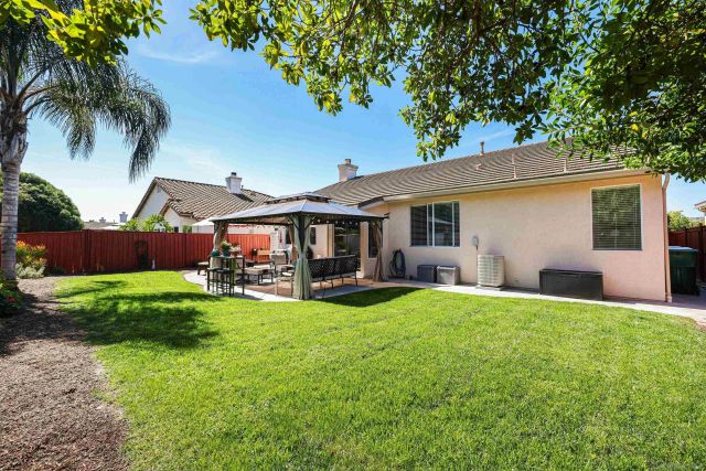 924 Glendora Dr, Oceanside, CA 92057