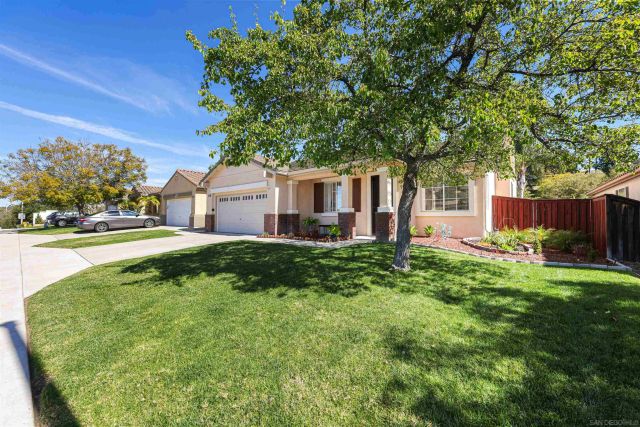 924 Glendora Dr, Oceanside, CA 92057