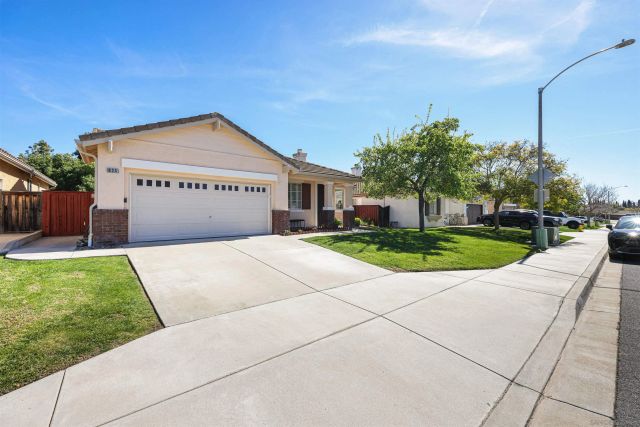 924 Glendora Dr, Oceanside, CA 92057