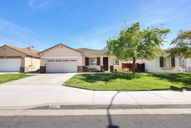 924 Glendora Dr, Oceanside, CA 92057