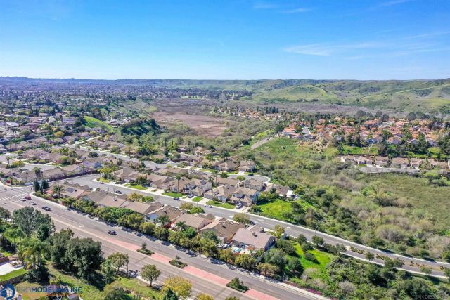 924 Glendora Dr, Oceanside, CA 92057