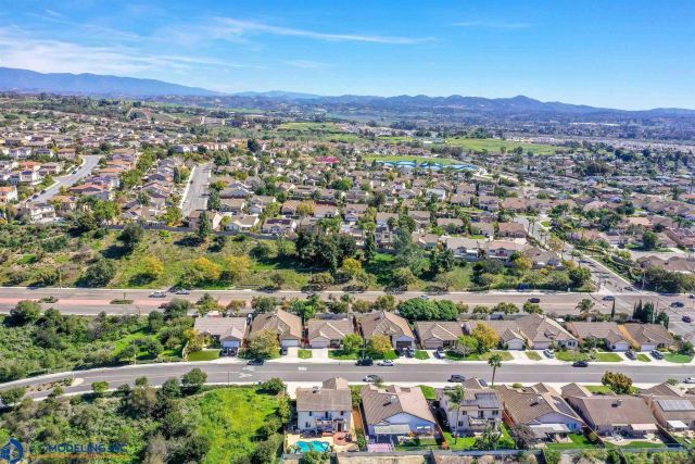 924 Glendora Dr, Oceanside, CA 92057