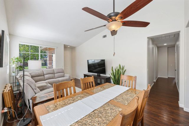 924 Glendora Dr, Oceanside, CA 92057