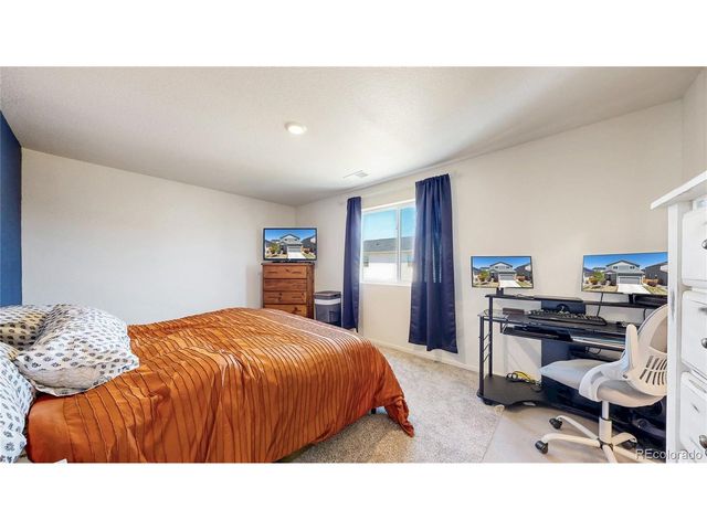 7233 Vermillion St, Frederick, CO 80530