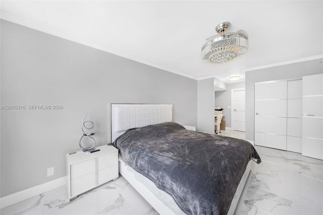2500 Parkview Dr 2119, Hallandale Beach, FL 33009