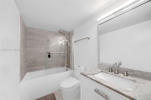 2500 Parkview Dr 2119, Hallandale Beach, FL 33009