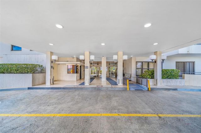2500 Parkview Dr 2119, Hallandale Beach, FL 33009