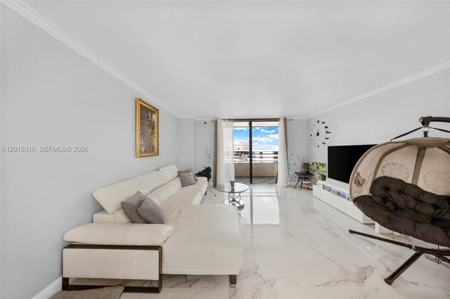 2500 Parkview Dr 2119, Hallandale Beach, FL 33009