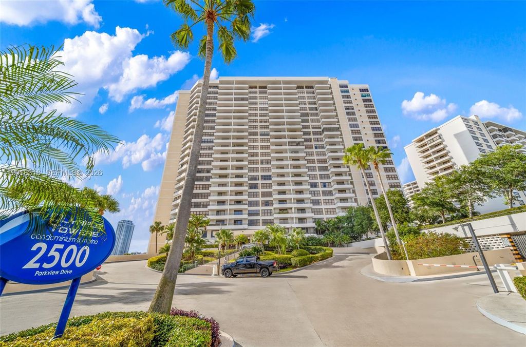 2500 Parkview Dr 2119, Hallandale Beach, FL 33009