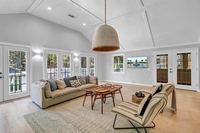 2906 Hartnett Boulevard, Isle Of Palms, SC 29451