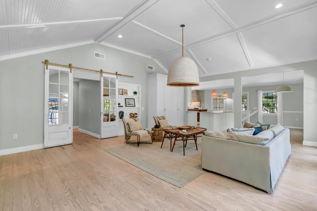 2906 Hartnett Boulevard, Isle Of Palms, SC 29451