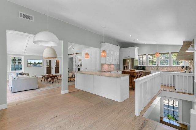 2906 Hartnett Boulevard, Isle Of Palms, SC 29451
