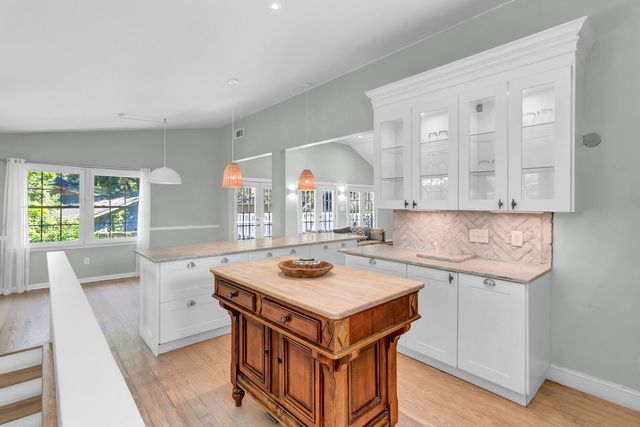 2906 Hartnett Boulevard, Isle Of Palms, SC 29451