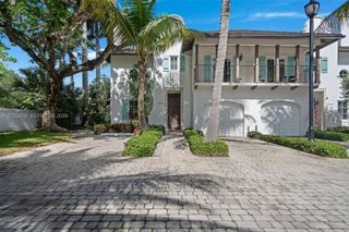 11054 SW 79th Path, Miami, FL 33156