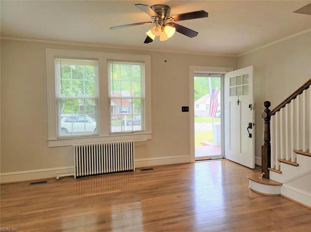 69 Greenbriar AVE, Hampton, VA 23661