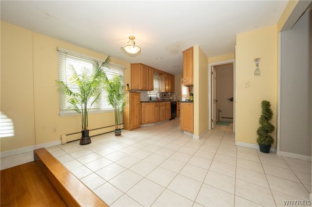 171 Oakbrook Drive, Amherst, NY 14221