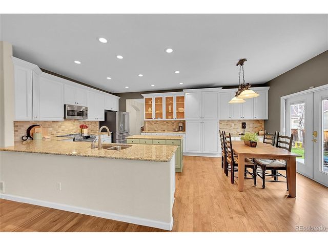 9424 S Hackberry Ln, Highlands Ranch, CO 80129